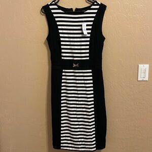 White House Black Market Women’s B&W Striped Midi Shift Sleeveless Dress Size 8